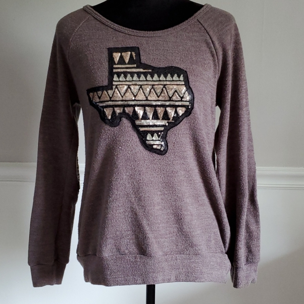 **Entire shop B2G1 free**